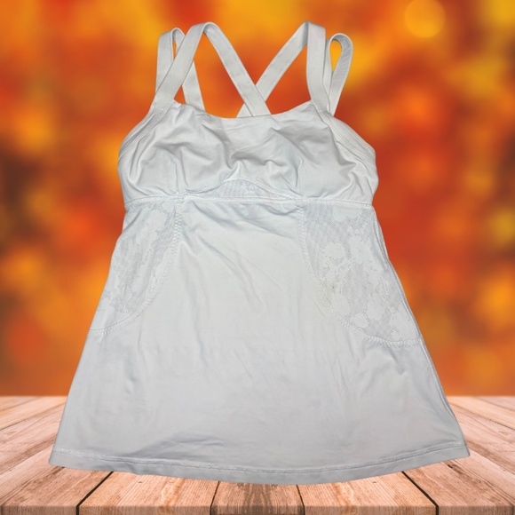 Lululemon Athletica Tank Top with Sports Bra - Picture 3 of 13